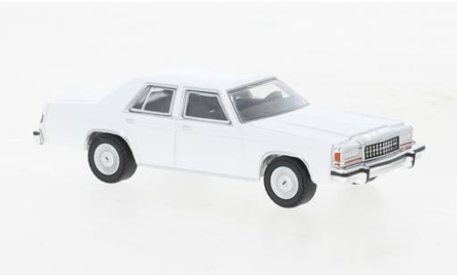 Ford LTD 1/64 Greenlight Crown Victoria blanco 1980 coche miniatura