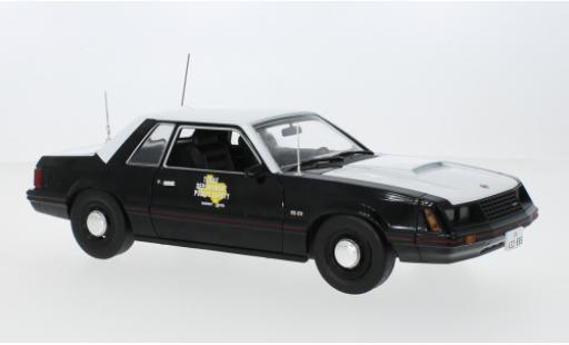 Ford Mustang 1/18 Greenlight SSP Texas Departement of Public Safety 1982 coche miniatura