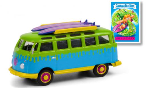 Volkswagen T1 1/64 Greenlight Samba azul/verde GPK - Garbage Pail Kids 1964 mit Surfboards auf Dachgepäckträger coche miniatura