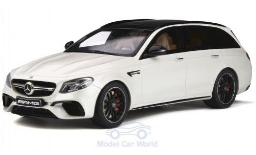 Coche miniatura Mercedes Classe E 1/18 GT Spirit AMG E63 T-Modell metalico blanco 2019 Mercedes Classe E 1/18 GT Spirit AMG E63 T-Modell metalico blanco 2019 coche miniatura