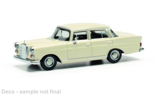 Coche miniatura Mercedes 200 1/87 Herpa (W110) beige Mercedes 200 1/87 Herpa (W110) beige coche miniatura