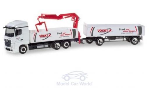 Coche miniatura Mercedes Actros 1/87 Herpa StreamSpace Vöckt Pritschen-Hängerzug mit Ladekran Mercedes Actros 1/87 Herpa StreamSpace Vöckt Pritschen-Hängerzug mit Ladekran coche miniatura