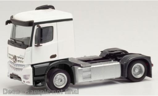 Coche miniatura Mercedes CLA 1/87 Herpa Arocs Classic blanco Mercedes CLA 1/87 Herpa Arocs Classic blanco coche miniatura