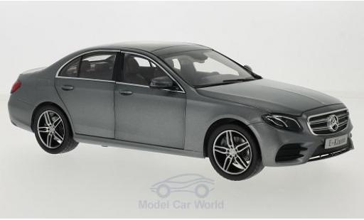 Mercedes Classe E 1/18 iScale (W213) AMG Line matt-gris 2016 coche miniatura