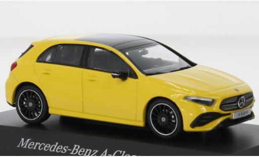 Coche miniatura Mercedes Classe A 1/43 I Minimax (W177) AMG Line metallise amarillo 2022 Mercedes Classe A 1/43 I Minimax (W177) AMG Line metallise amarillo 2022 coche miniatura