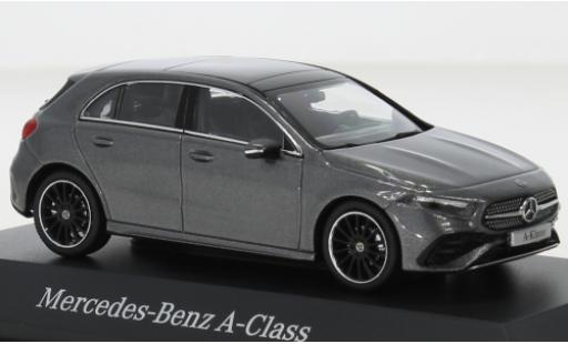 Coche miniatura Mercedes Classe A 1/43 I Minimax (W177) AMG Line metallise gris 2022 Mercedes Classe A 1/43 I Minimax (W177) AMG Line metallise gris 2022 coche miniatura