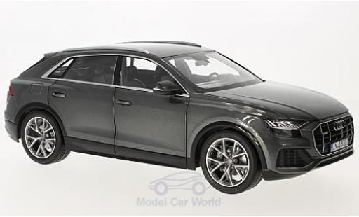 Coche miniatura Audi Q8 1/18 Norev metalico gris 2018 ohne Vitrine Audi Q8 1/18 Norev metalico gris 2018 ohne Vitrine coche miniatura