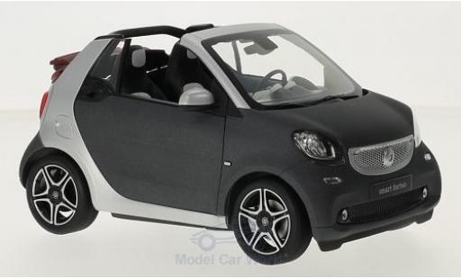 Coche miniatura Smart ForTwo 1/18 Norev fortwo Cabrio (A453) matt-gris/gris Softtop liegt bei Smart ForTwo 1/18 Norev fortwo Cabrio (A453) matt-gris/gris Softtop liegt bei coche miniatura