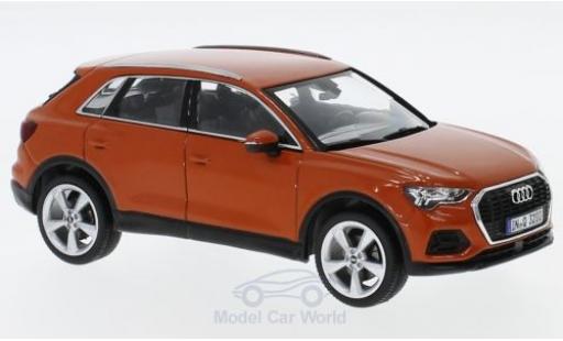 Audi Q3 1/43 Spark naranja coche miniatura