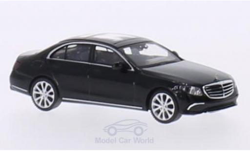 Coche miniatura Mercedes Classe E 1/87 Wiking (W213) Exclusive negro Mercedes Classe E 1/87 Wiking (W213) Exclusive negro coche miniatura