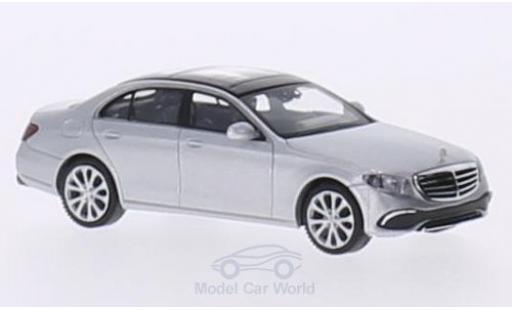 Coche miniatura Mercedes Classe E 1/87 Wiking (W213) Exclusive gris Mercedes Classe E 1/87 Wiking (W213) Exclusive gris coche miniatura