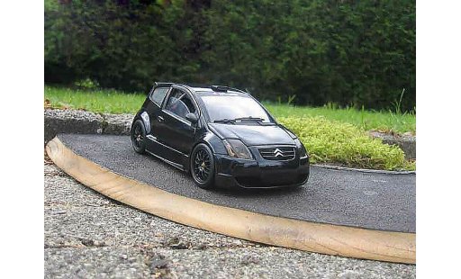 Citroen C2 course 1/18 Solido street race trohpy coche miniatura