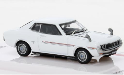 Toyota Celica 1/64 INNO64 1600 GT (TA22) blanche RHD coche miniatura