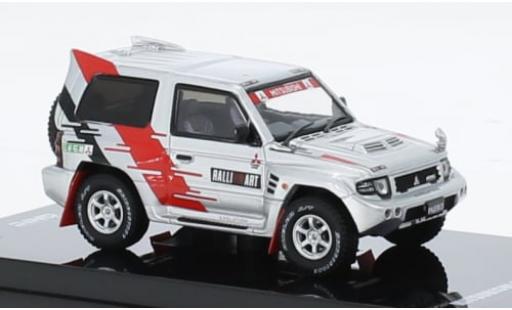 Coche miniatura Mitsubishi Pajero 1/64 INNO64 Evolution Ralliart silber/Dekor RHD 1:64 Mitsubishi Pajero 1/64 INNO64 Evolution Ralliart silber/Dekor RHD 1:64 coche miniatura