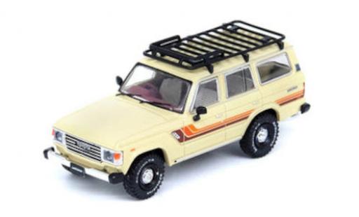 Coche miniatura Toyota Land Cruiser 1/64 INNO64 FJ60 beige/Dekor RHD Toyota Land Cruiser 1/64 INNO64 FJ60 beige/Dekor RHD coche miniatura
