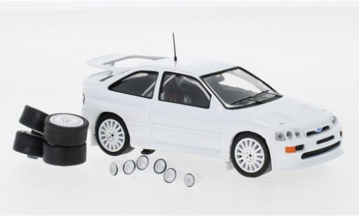 Coche miniatura Ford Escort 1/43 IXO RS Cosworth blanco 1994 Plain Body Version y compris les 4 Ersatzräder et extra Scheinwerfer Ford Escort 1/43 IXO RS Cosworth blanco 1994 Plain Body Version y compris les 4 Ersatzräder et extra Scheinwerfer coche miniatura