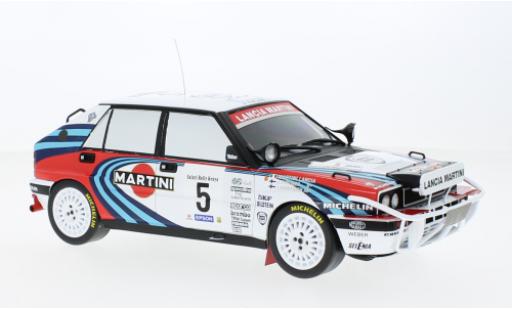 Coche miniatura Lancia Delta 1/18 IXO Integrale 16V No.5 Martini Rallye WM Safari Rally 1990 Lancia Delta 1/18 IXO Integrale 16V No.5 Martini Rallye WM Safari Rally 1990 coche miniatura