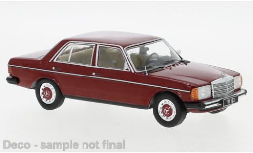 Coche miniatura Mercedes 240 1/43 IXO D (W123) rojo 1976 Mercedes 240 1/43 IXO D (W123) rojo 1976 coche miniatura