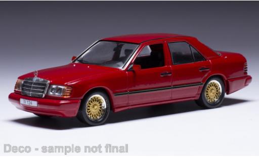 Coche miniatura Mercedes CLA 1/43 IXO 300 E (W124) rouge clair 1984 Mercedes CLA 1/43 IXO 300 E (W124) rouge clair 1984 coche miniatura
