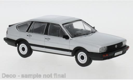Coche miniatura Volkswagen Passat 1/43 IXO B2 d 1985 Volkswagen Passat 1/43 IXO B2 d 1985 coche miniatura