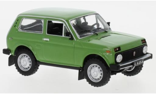 Lada Niva 1/43 IXO verde 1978 coche miniatura