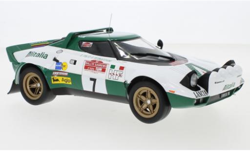 Coche miniatura Lancia Stratos 1/18 IXO HF No.7 Alitalia Rallye WM Rally San Remo 1975 R.Pinto/A.Bernacchini Lancia Stratos 1/18 IXO HF No.7 Alitalia Rallye WM Rally San Remo 1975 R.Pinto/A.Bernacchini coche miniatura