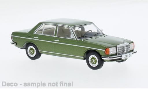 Coche miniatura Mercedes 240 1/43 IXO D (W123) metallise grün 1976 1:43 Mercedes 240 1/43 IXO D (W123) metallise grün 1976 1:43 coche miniatura