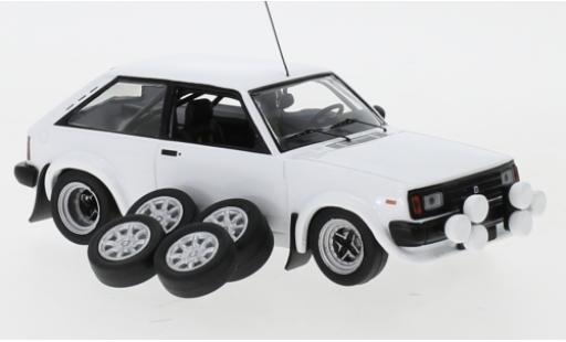 Coche miniatura Talbot Sunbeam 1/43 IXO Lotus blanco 1979 Plain Body Version y compris les 4 Ersatzräder et extra Scheinwerfer Talbot Sunbeam 1/43 IXO Lotus blanco 1979 Plain Body Version y compris les 4 Ersatzräder et extra Scheinwerfer coche miniatura