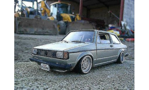 Volkswagen Jetta I 1/18 Sun Star mk1 rats coche miniatura