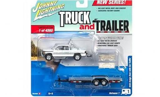 Dodge RAM 1/64 Johnny Lightning Ram 1500 blanco/gris 1996 mit Flatbed Anhänger ohne Vitrine coche miniatura