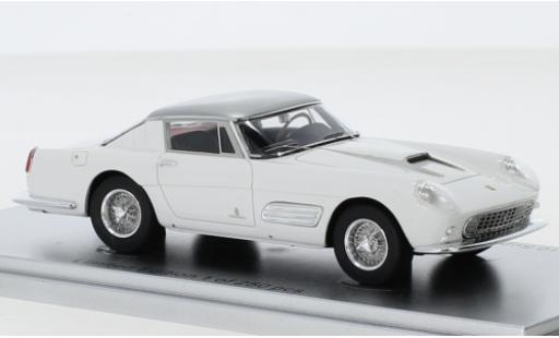 Coche miniatura Ferrari 410 1/43 Kess Superamerica Series III Pininfarina Coupe blanco/gris 1958 Ferrari 410 1/43 Kess Superamerica Series III Pininfarina Coupe blanco/gris 1958 coche miniatura