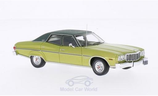 Ford Gran Torino 1/43 Kess Brougham metalico verde/verde 1976 coche miniatura