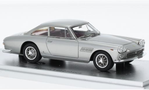 Coche miniatura Ferrari 330 1/43 Kess GT 2+2 Berlinetta d 1964 Ferrari 330 1/43 Kess GT 2+2 Berlinetta d 1964 coche miniatura