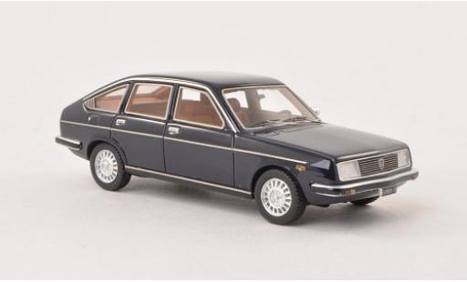 Coche miniatura Lancia Beta 1/43 Kess Berlina 2000 2S negro-azul 1978 Lancia Beta 1/43 Kess Berlina 2000 2S negro-azul 1978 coche miniatura