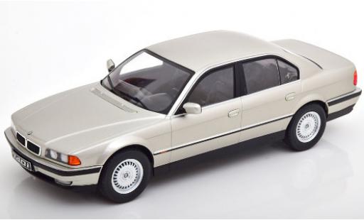 Coche miniatura Bmw 740 1/18 KK Scale i (E38) gris 1994 Bmw 740 1/18 KK Scale i (E38) gris 1994 coche miniatura