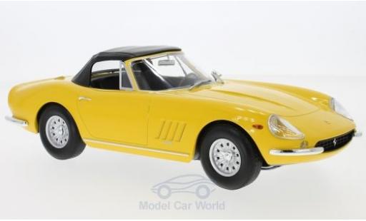 Coche miniatura Ferrari 275 1967 1/18 KK Scale GTB/4 NART Spyder amarillo 1967 Softtop liegt ein Ferrari 275 1967 1/18 KK Scale GTB/4 NART Spyder amarillo 1967 Softtop liegt ein coche miniatura