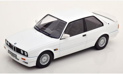 Coche miniatura Bmw 320 1/18 KK Scale iS (E30) blanco 1989 Bmw 320 1/18 KK Scale iS (E30) blanco 1989 coche miniatura