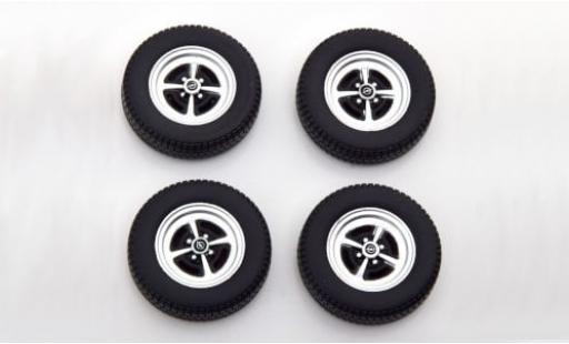 Opel Kadett 1/18 KK Scale Zubeh&ouml;r Reifen- und Felgenset: B silber/schwarz 1:18 coche miniatura