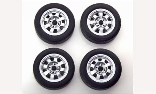 Porsche 924 1/18 KK Scale Zubeh&ouml;r Reifen- und Felgenset: 1:18 coche miniatura