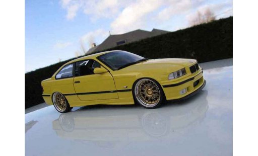 Bmw M3 coupe 1/18 Ut Models jaune E36 jantes bbs bords larges coche miniatura