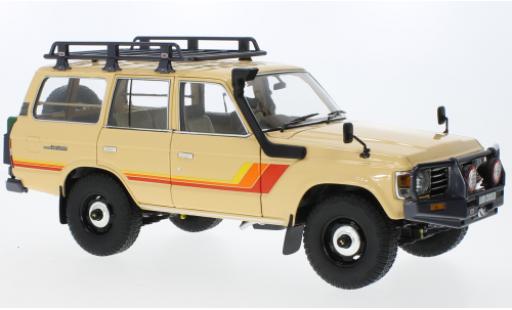 Toyota Land Cruiser 1/18 Kyosho 60 beige/Décorer coche miniatura