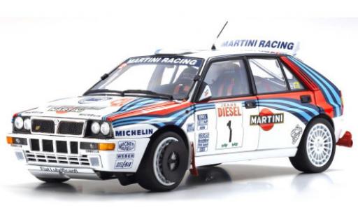 Coche miniatura Lancia Delta 1/18 Kyosho HF Integrale No.1 Martini Racing Martini Rallye WM Rallye San Remo 1992 J.Kankkunen/J.Piironen Lancia Delta 1/18 Kyosho HF Integrale No.1 Martini Racing Martini Rallye WM Rallye San Remo 1992 J.Kankkunen/J.Piironen coche miniatura