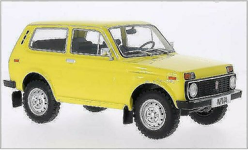 Lada Niva Base 1/18 MCG 1600 amarillo 1976 coche miniatura