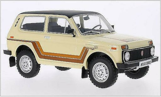 Lada Niva Base 1/18 MCG 5000 beige/Dekor 1981 coche miniatura