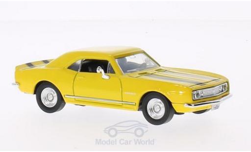 Coche miniatura Chevrolet Camaro 1/43 Lucky Die Cast Z-28 amarillo 1967 mit negroen Streifen ohne Vitrine Chevrolet Camaro 1/43 Lucky Die Cast Z-28 amarillo 1967 mit negroen Streifen ohne Vitrine coche miniatura
