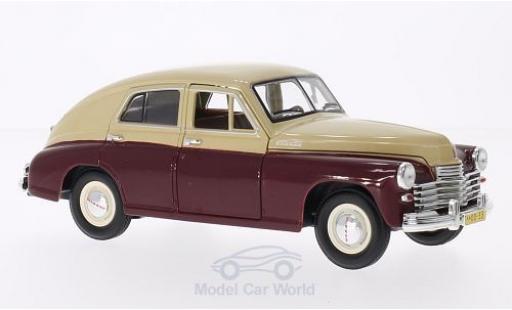 Gaz M20 1/18 Lucky Die Cast GAZ Pobeda rojo/beige coche miniatura