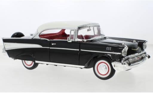 Coche miniatura Chevrolet Bel Air 1/18 Lucky Die Cast Bel air Hardtop negro/blanche 1957 Chevrolet Bel Air 1/18 Lucky Die Cast Bel air Hardtop negro/blanche 1957 coche miniatura
