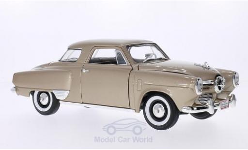 Coche miniatura Studebaker Champion 1/18 Lucky Die Cast metalico beige 1950 Studebaker Champion 1/18 Lucky Die Cast metalico beige 1950 coche miniatura