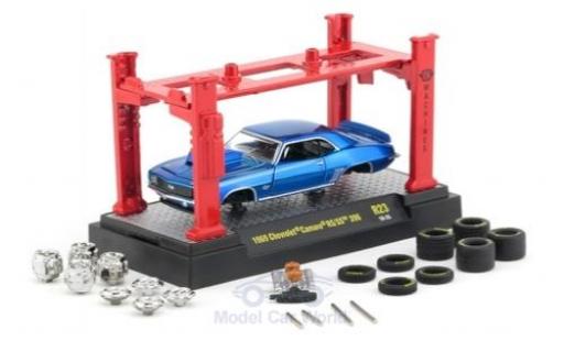 Chevrolet Camaro 1/64 M2 Machines RS/SS 396 azul 1969 Model-Kit Bausatz inklusive 4 Ersatzrädern coche miniatura