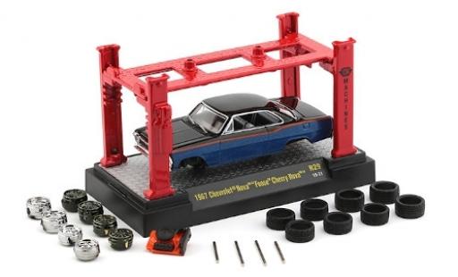 Coche miniatura Chevrolet Nova 1/64 M2 Machines metalico azul/negro 1967 Foose Cherry avec Hebebühne et 2 Radsätzen Chevrolet Nova 1/64 M2 Machines metalico azul/negro 1967 Foose Cherry avec Hebebühne et 2 Radsätzen coche miniatura